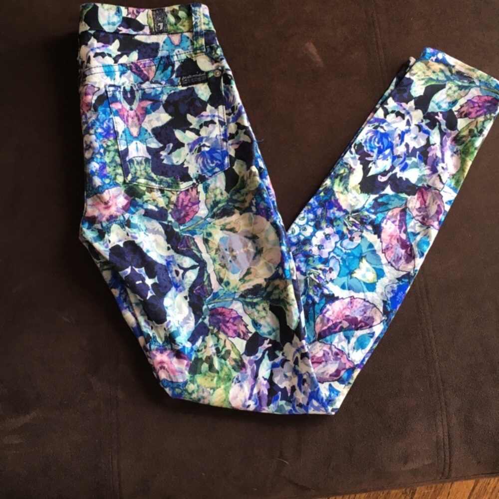 7 For All Man Kind jeans. Size 26, floral print